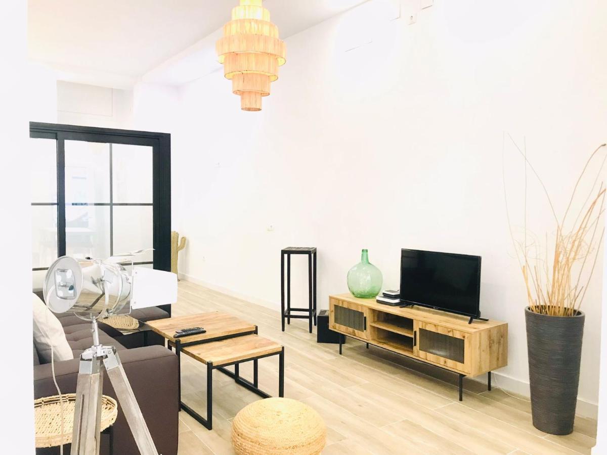 Munilla & Beach By Ele Apartments มาลากา ภายนอก รูปภาพ